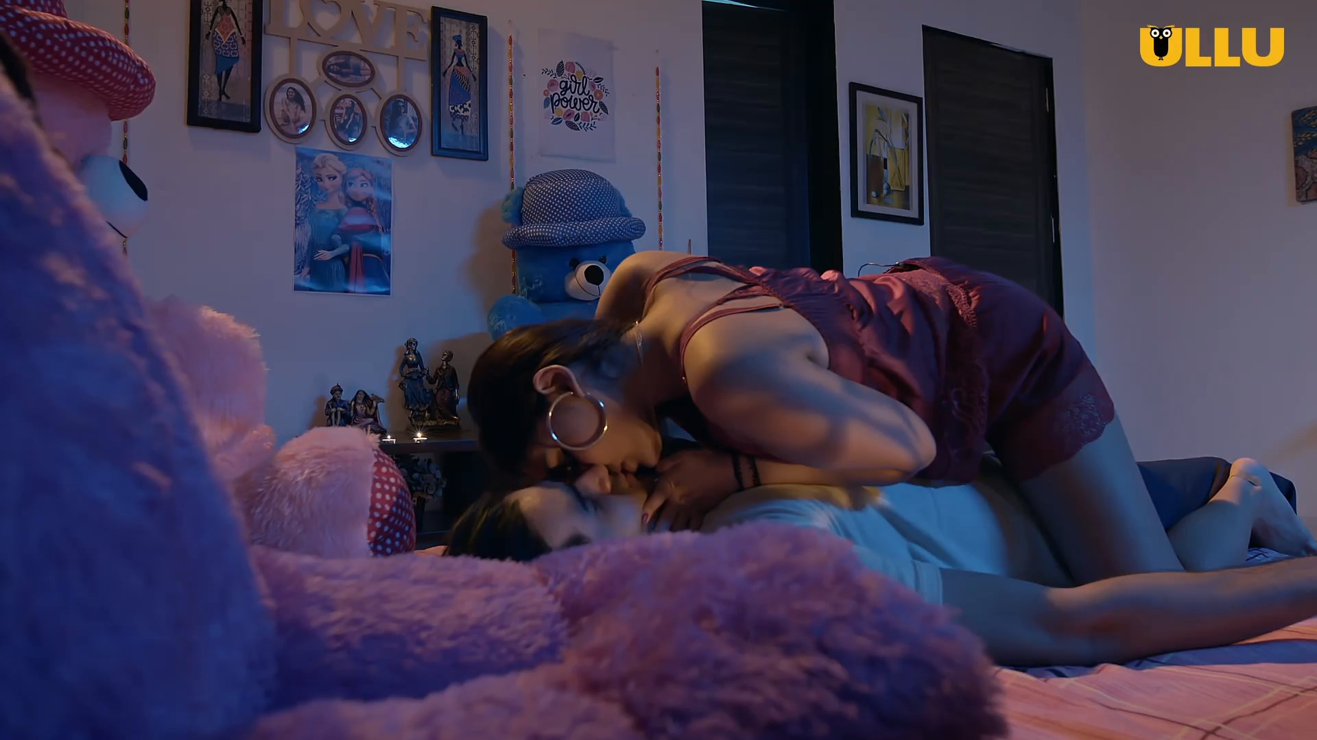 Virgin Suspect (2021) Season 1 Ullu Originals